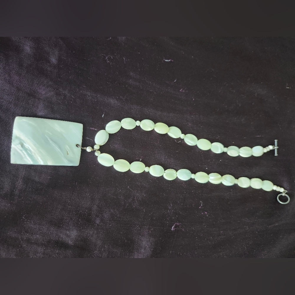 Elegant Mother Of Pearl Necklace